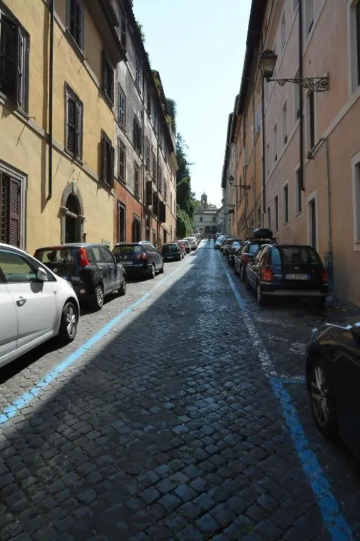 Cheri De Rome Vatican Apartment Italy
